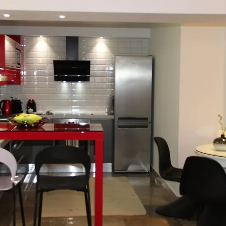 Apartment 48