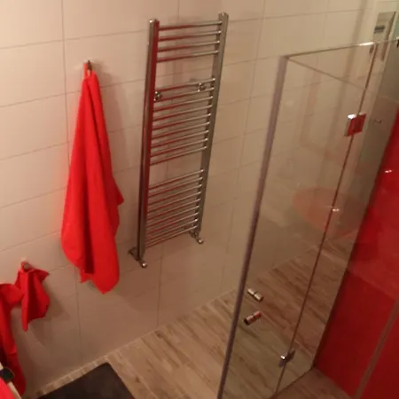 Apartman 48